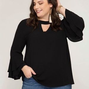 Curvy (Plus) Keyhole Top